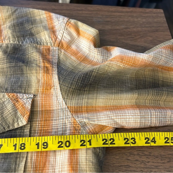 Columbia Lightweight Cotton Plaid Shirt - Picture 13 of 15